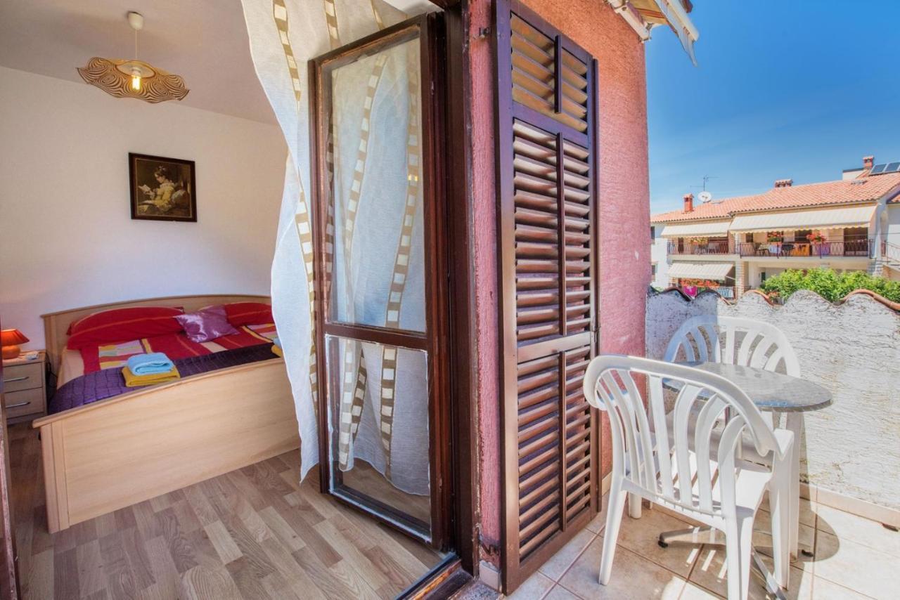 Two Bed Rooms Fortuna Near The Beach Poreč Exteriör bild