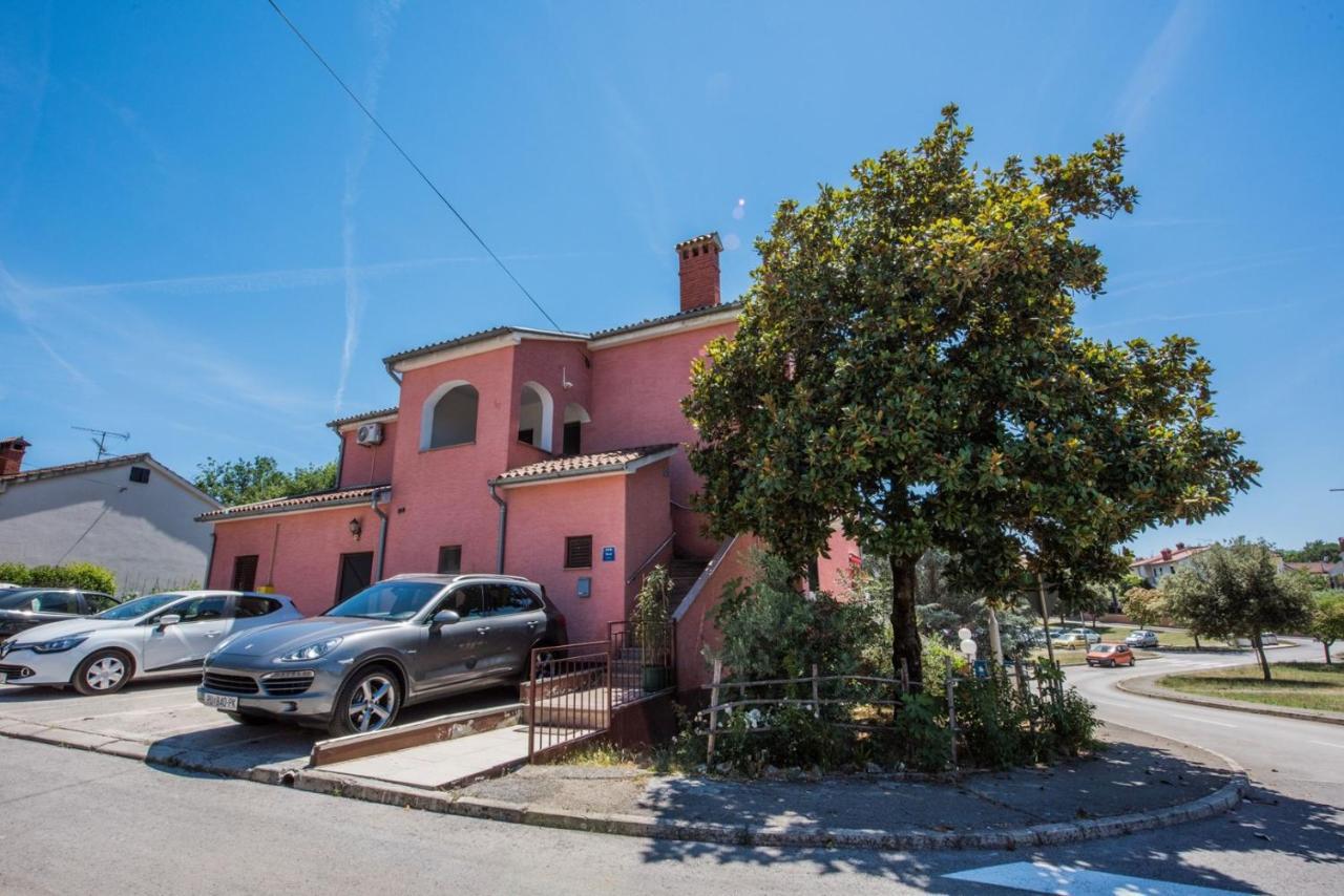Two Bed Rooms Fortuna Near The Beach Poreč Exteriör bild